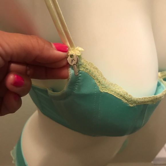 “Bride to Be” Bra Set Lock & Keys - Picture 10 of 14